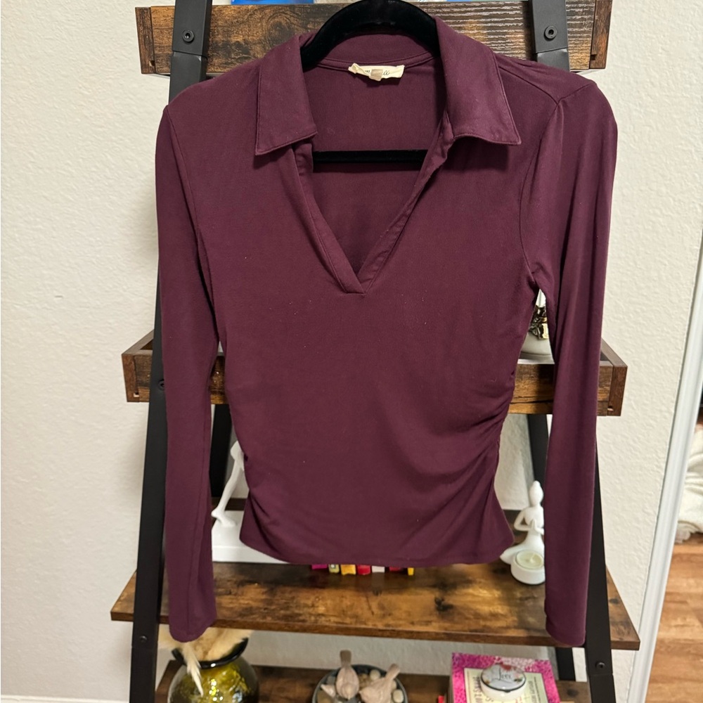 Madewell V-Neck Collared Long-Sleeve Top in Plum